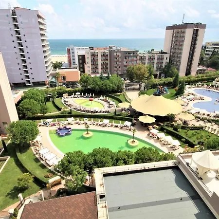 Royal Beach Barcelo 아파트